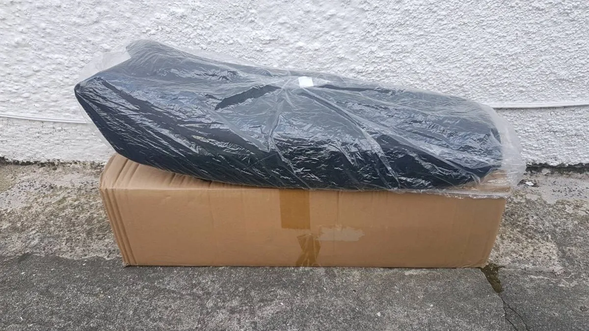 Yamaha ybr125 ybr 125 motorcycle motorbike seat - Image 2