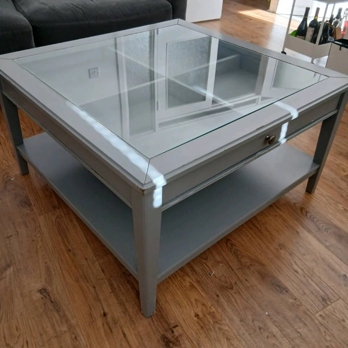 IKEA coffee table - Image 1