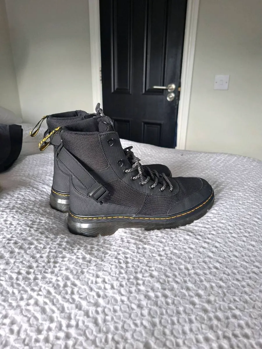 Mens doc martens uk 9. - Image 1