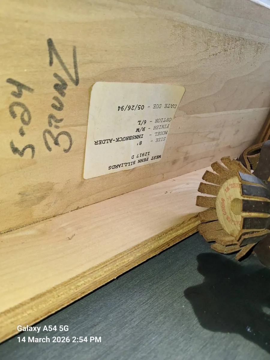 Snooker Table 8ft by 4ft - Image 2