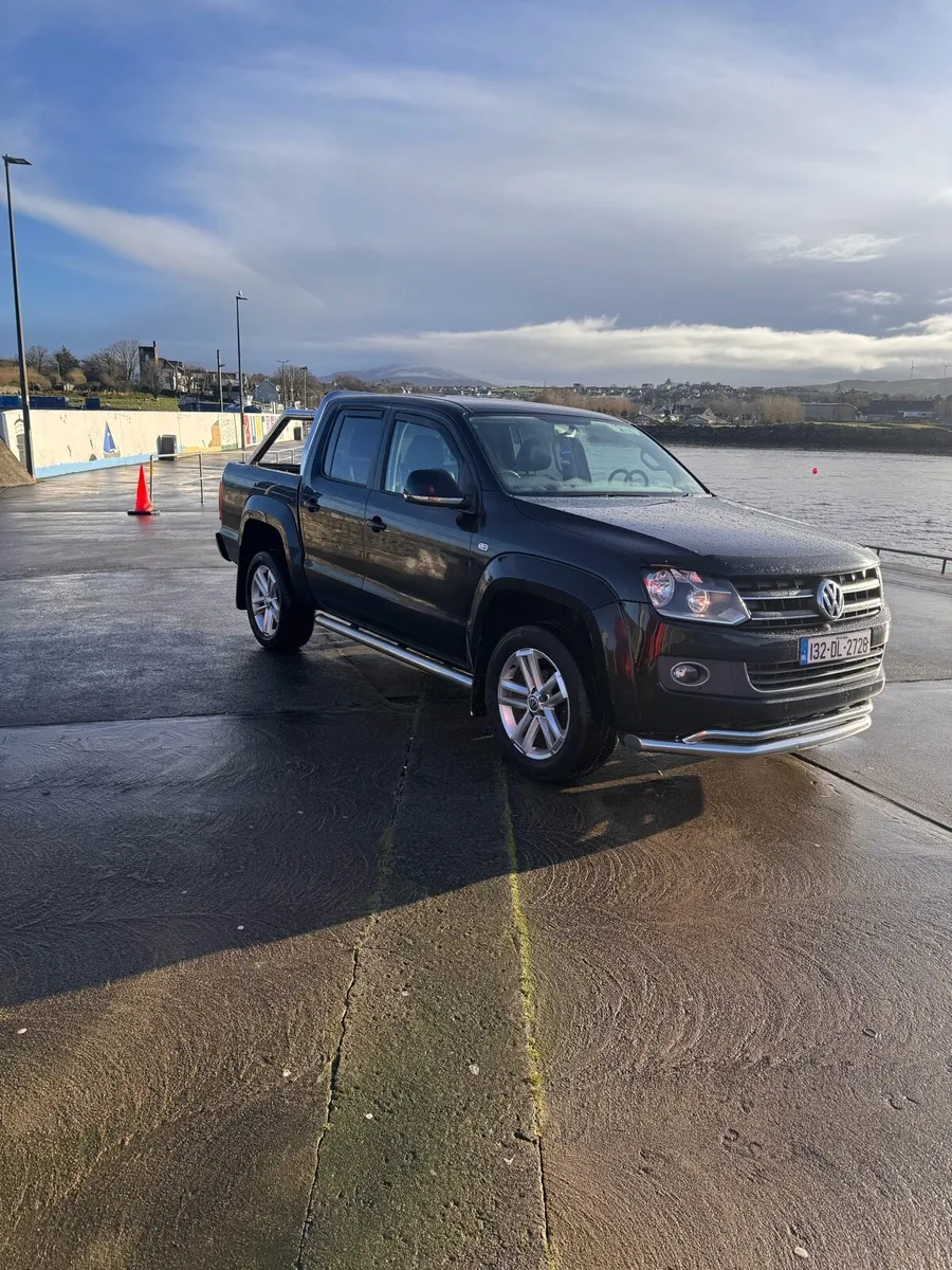 132 VOLKSWAGEN AMAROK - Image 1