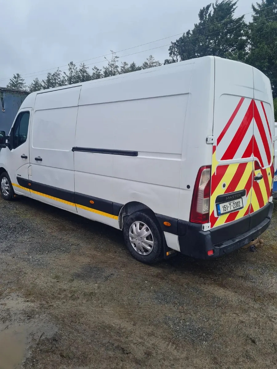 Renault Master 2015 - Image 1