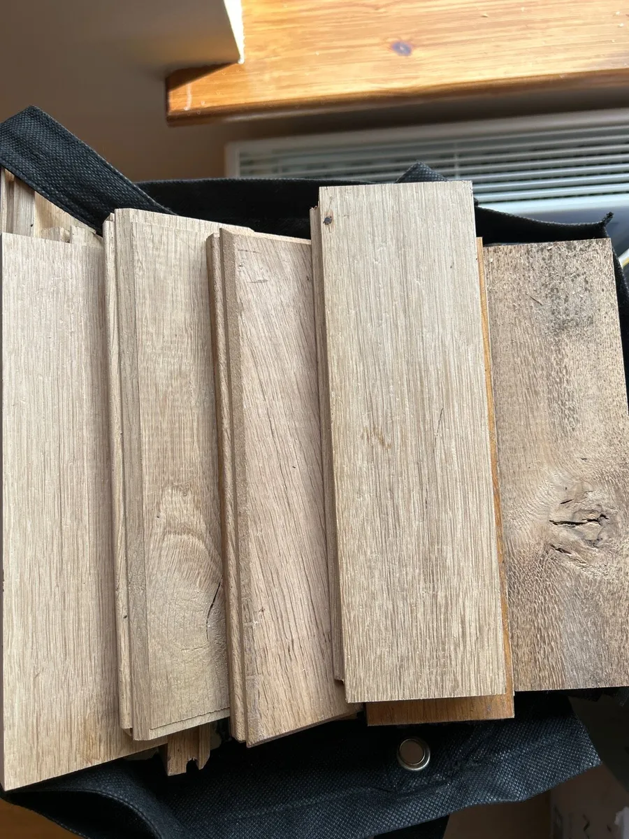 Solid wood parquet flooring 20sqm - Image 1