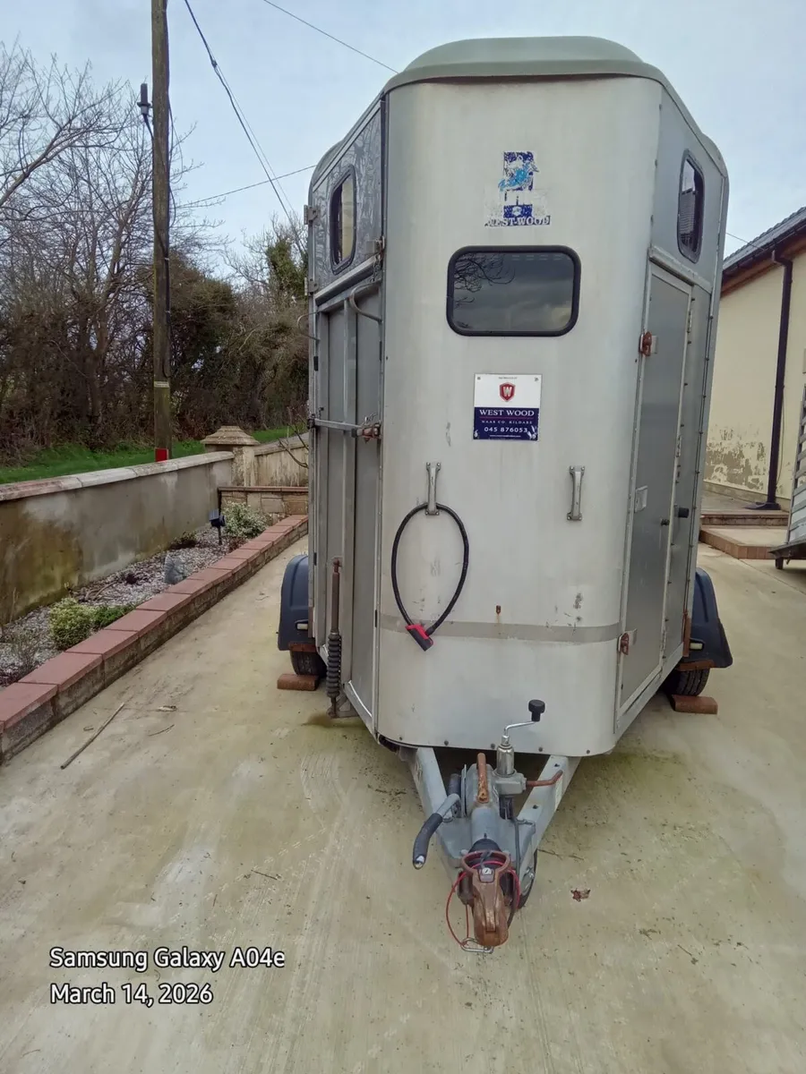 Ifor Williams Westwood Horsebox - Image 1