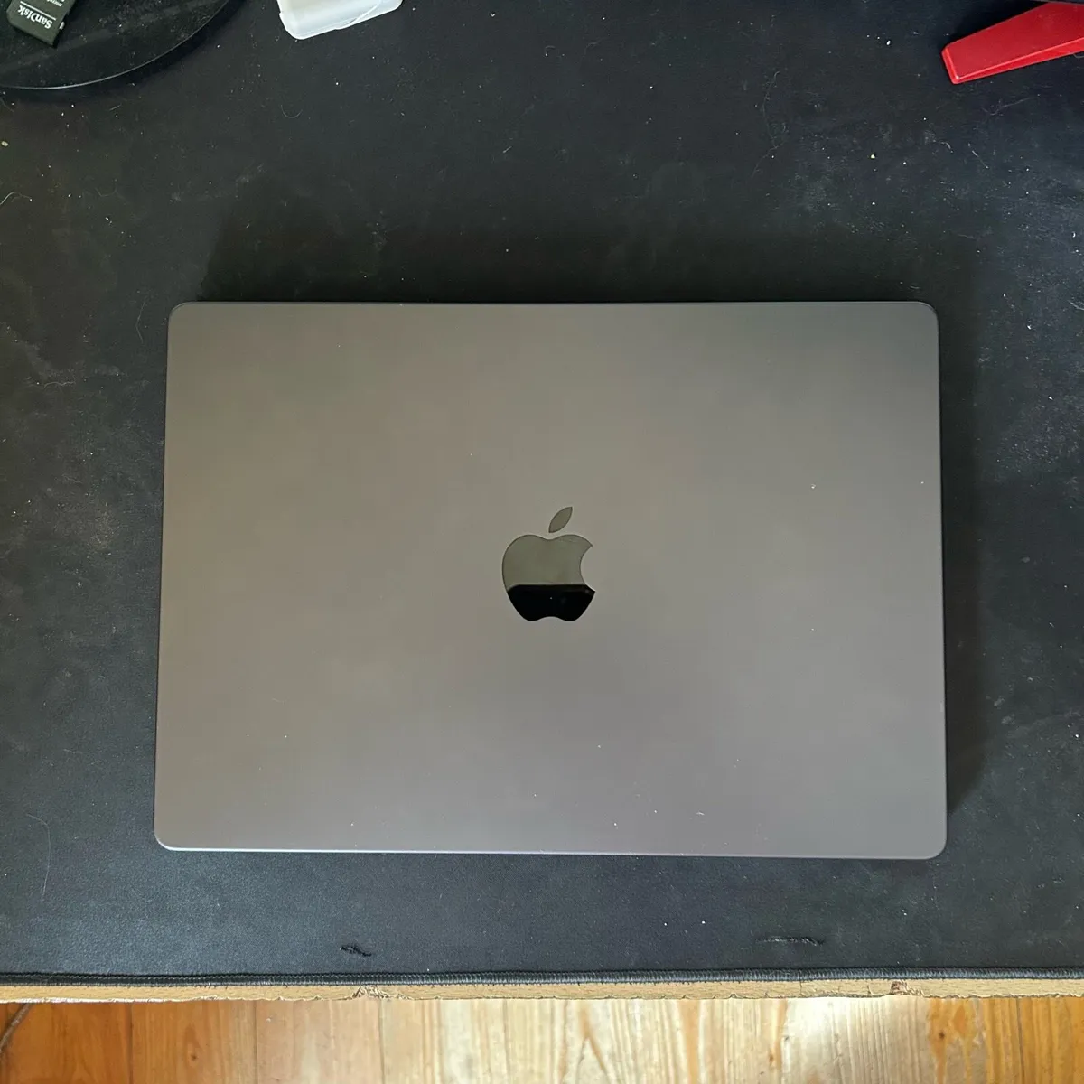 MacBook Pro 14” M3 Pro 18GB / 512GB Space Black - Image 2