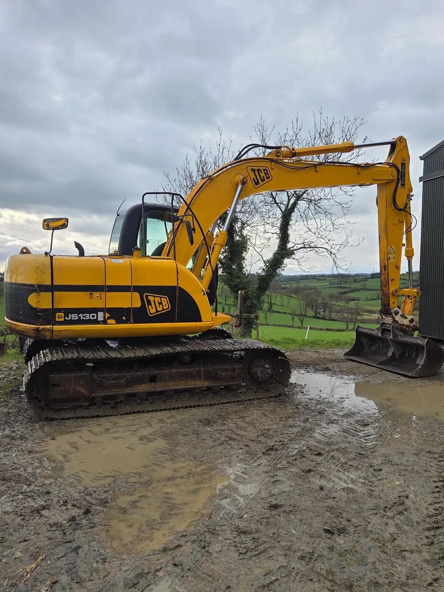 JCB JS130 - Image 3