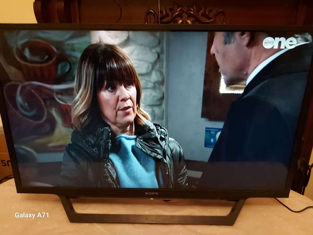 SONY 32 inch Smart TV, Model KDL-32WD603, with RC - Image 1