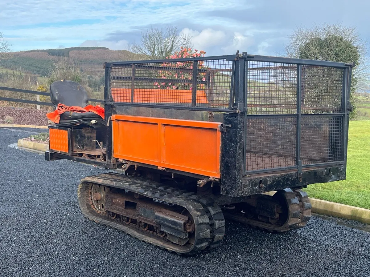 Kubota track dumper - Image 4