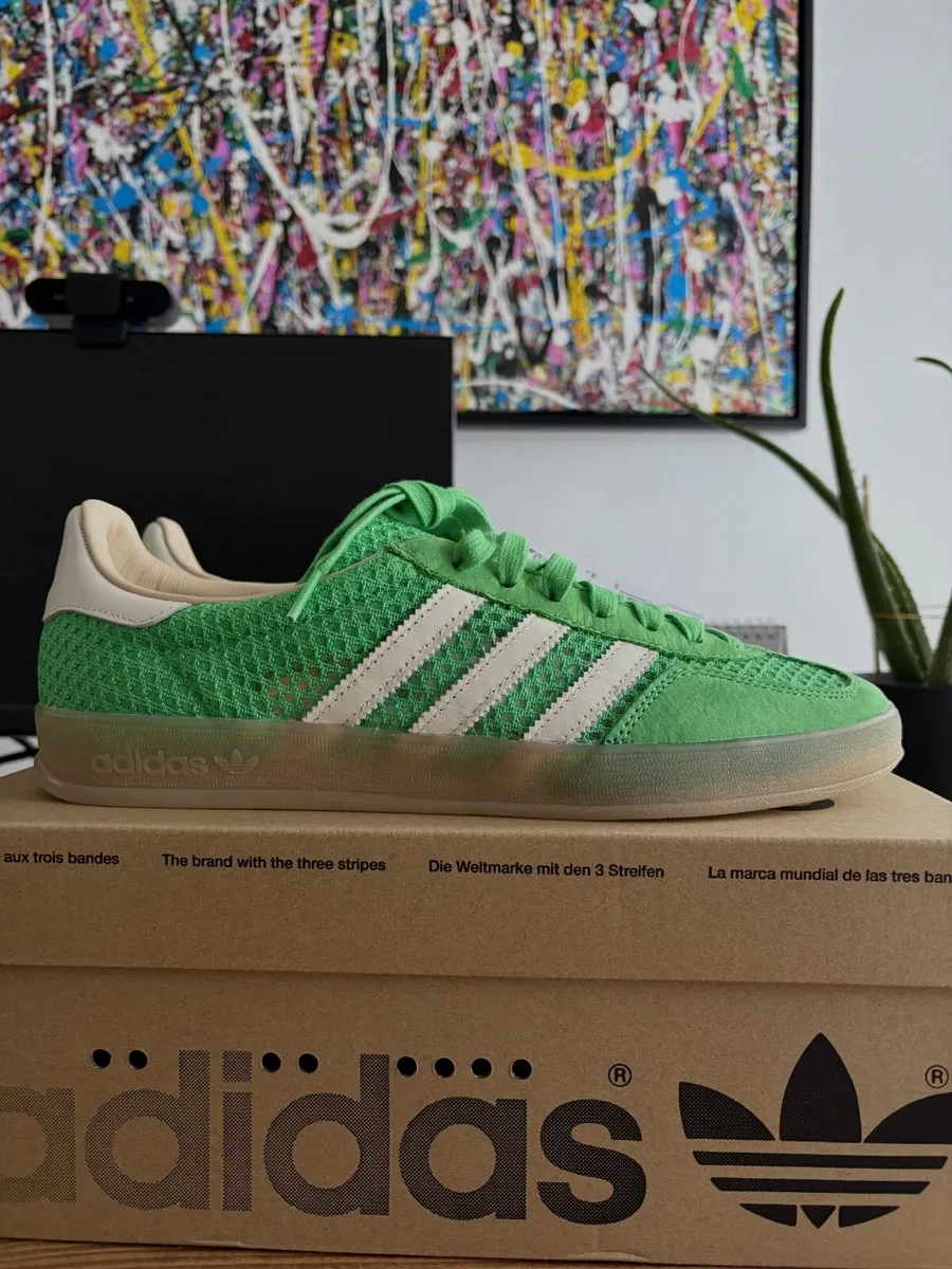 Adidas Gazelle Trainers. Brand New - Size: UK10 - Image 4