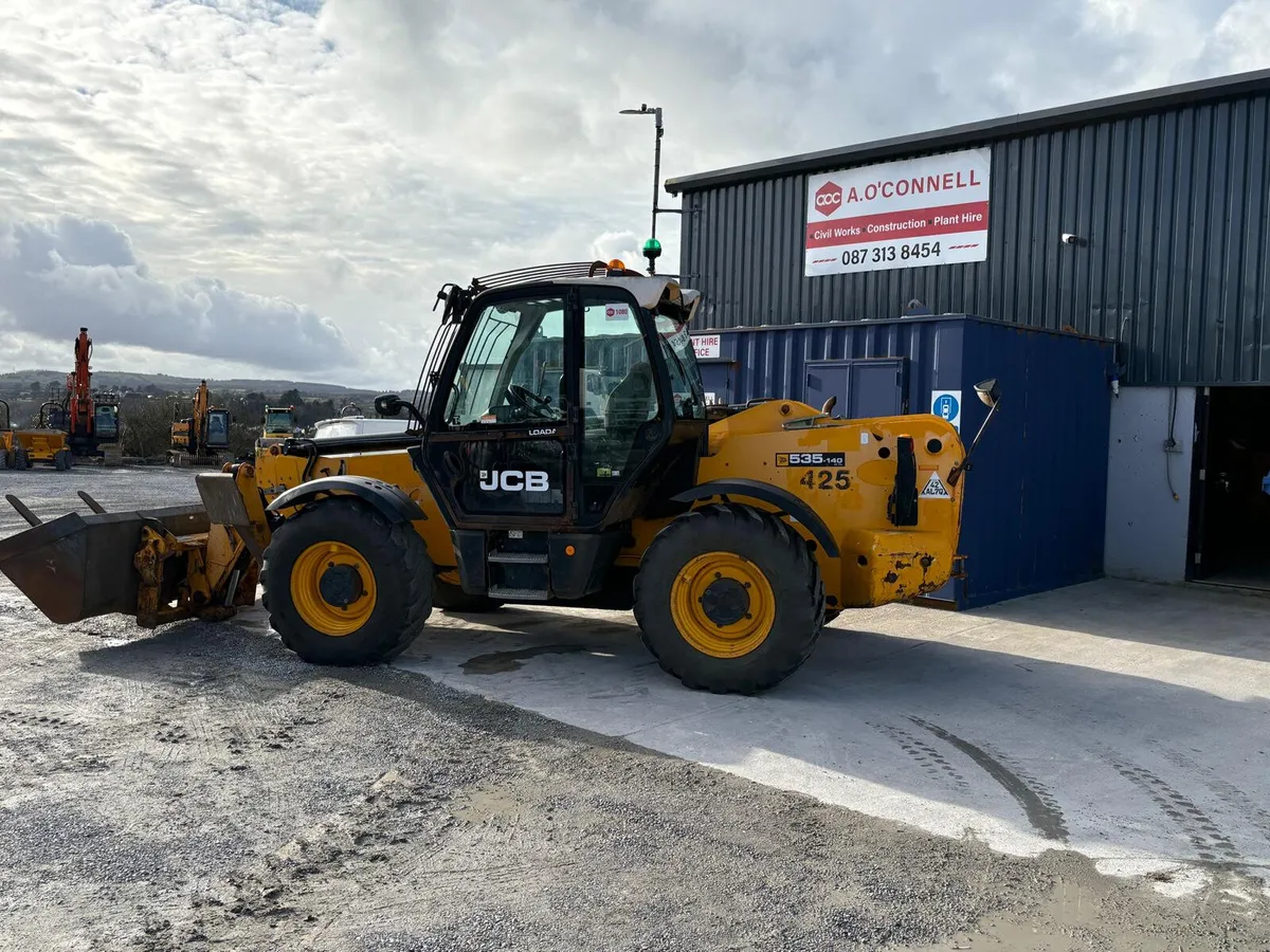 2015 JCB 535-140  Ref 1080 - Image 2