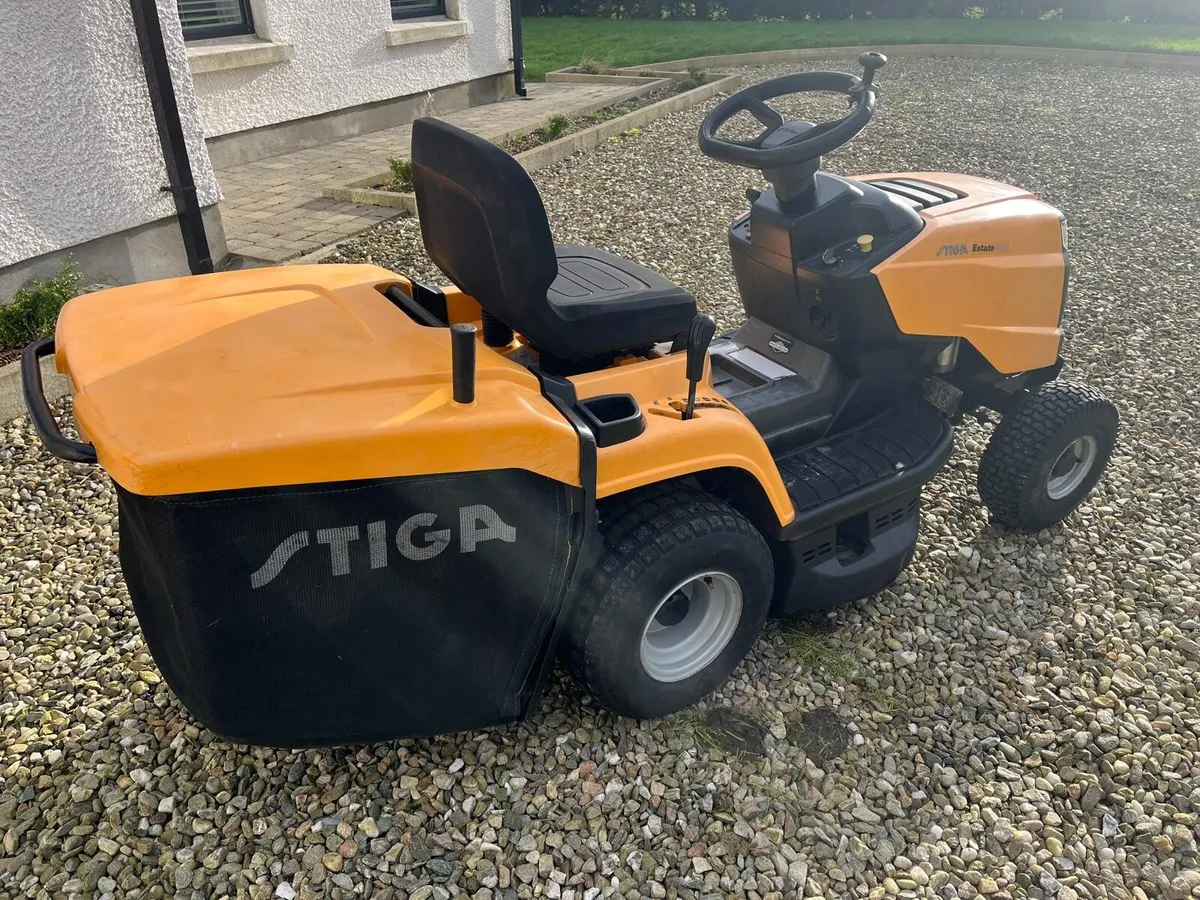 Stiga Mountfield 15hp ride on lawnmower - Image 3