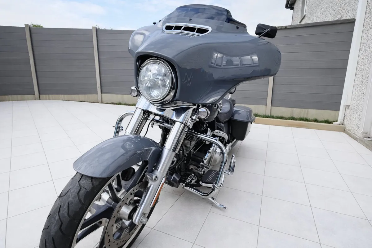 Harley Davidson Street Glide Special - Image 4