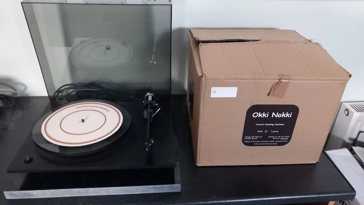 Rega P3 Turntable, Vinyl Cleaner and Phono Preamp - Image 1