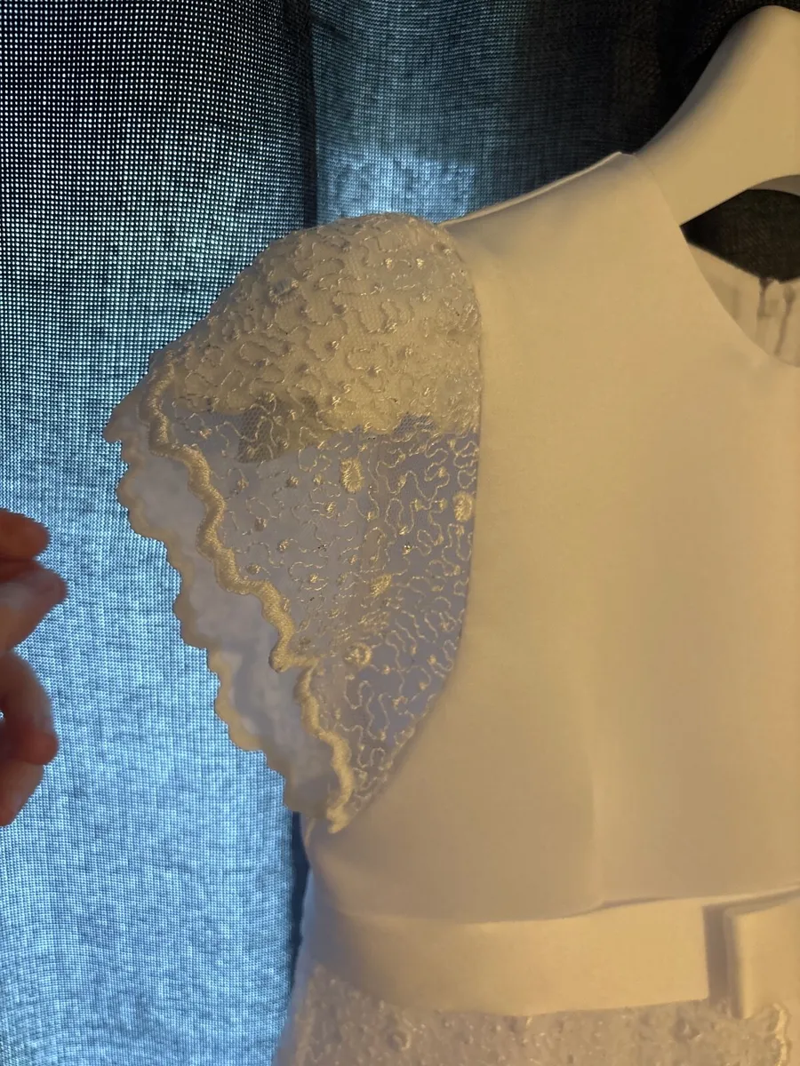 Communion dress - Image 4