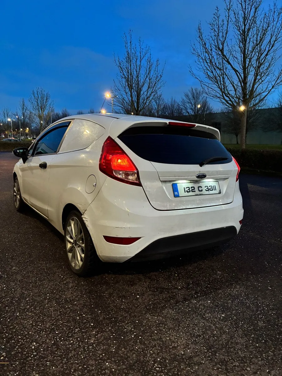 2013 Ford Fiesta Van - Image 4
