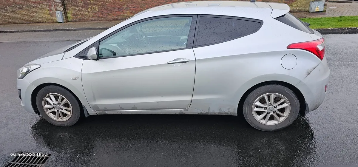 Hyundai i30 2015 Cver8/26 Tax8/26 - Image 3