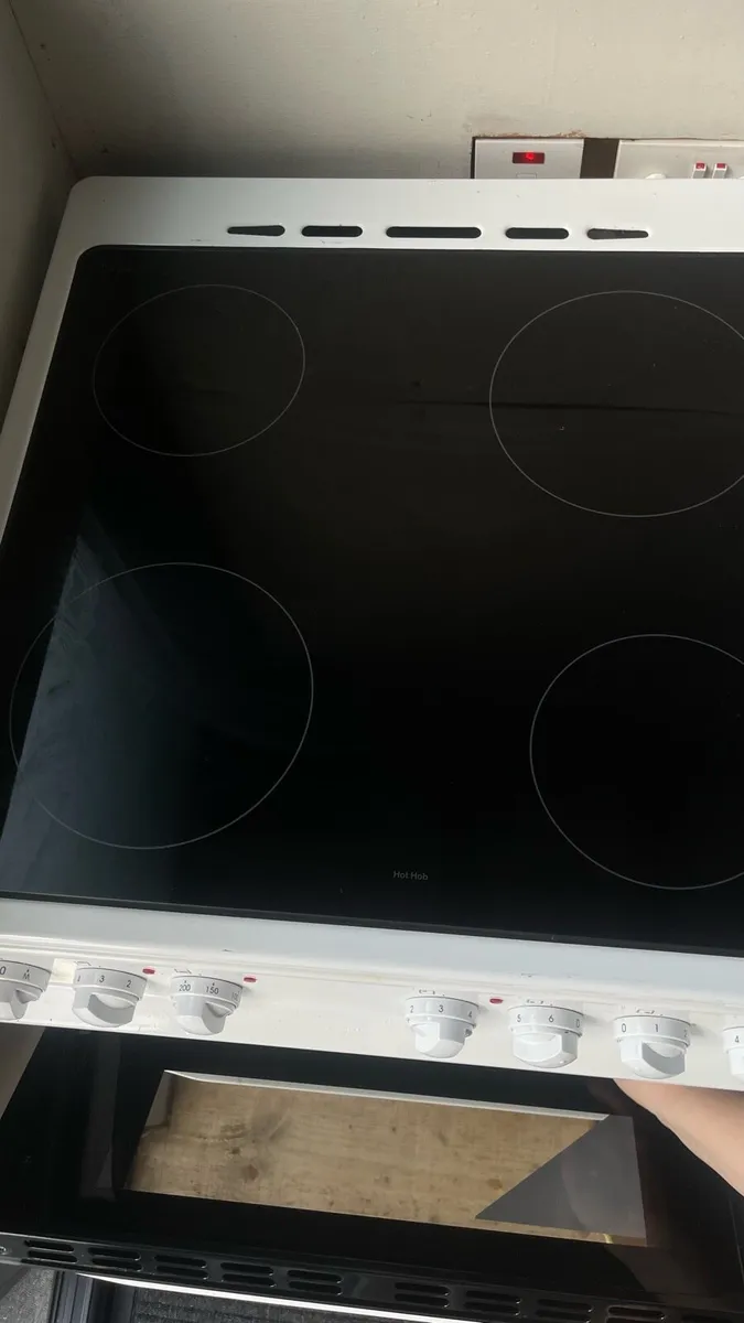 Nordmende 60cm freestanding electric cooker - Image 2