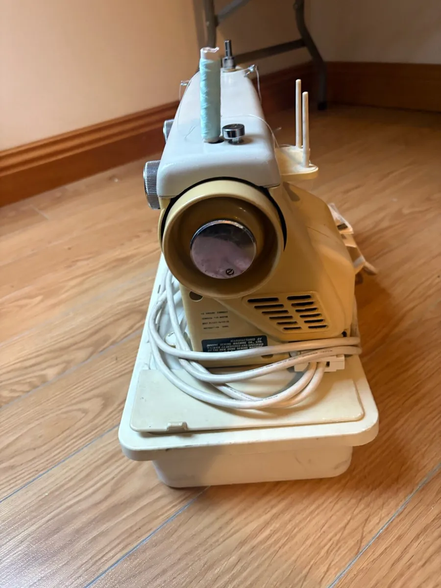 New Home sewing machine - Image 3