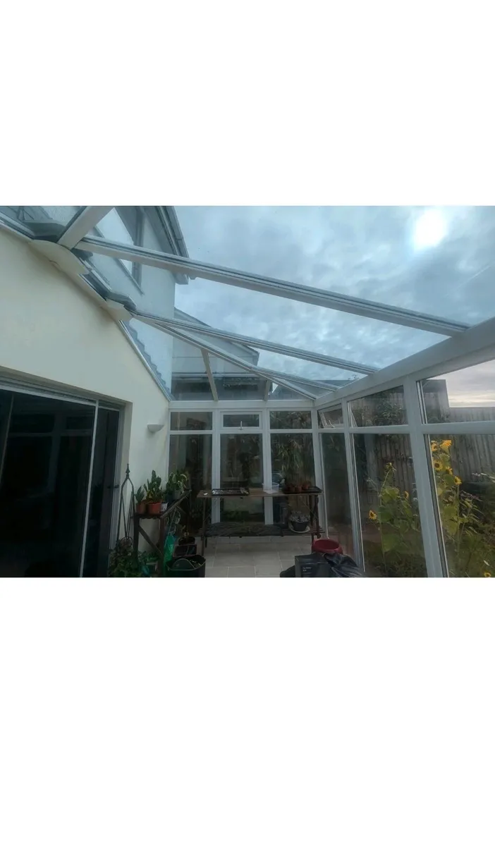 Conservatory/ dismantled/all glass - Image 4