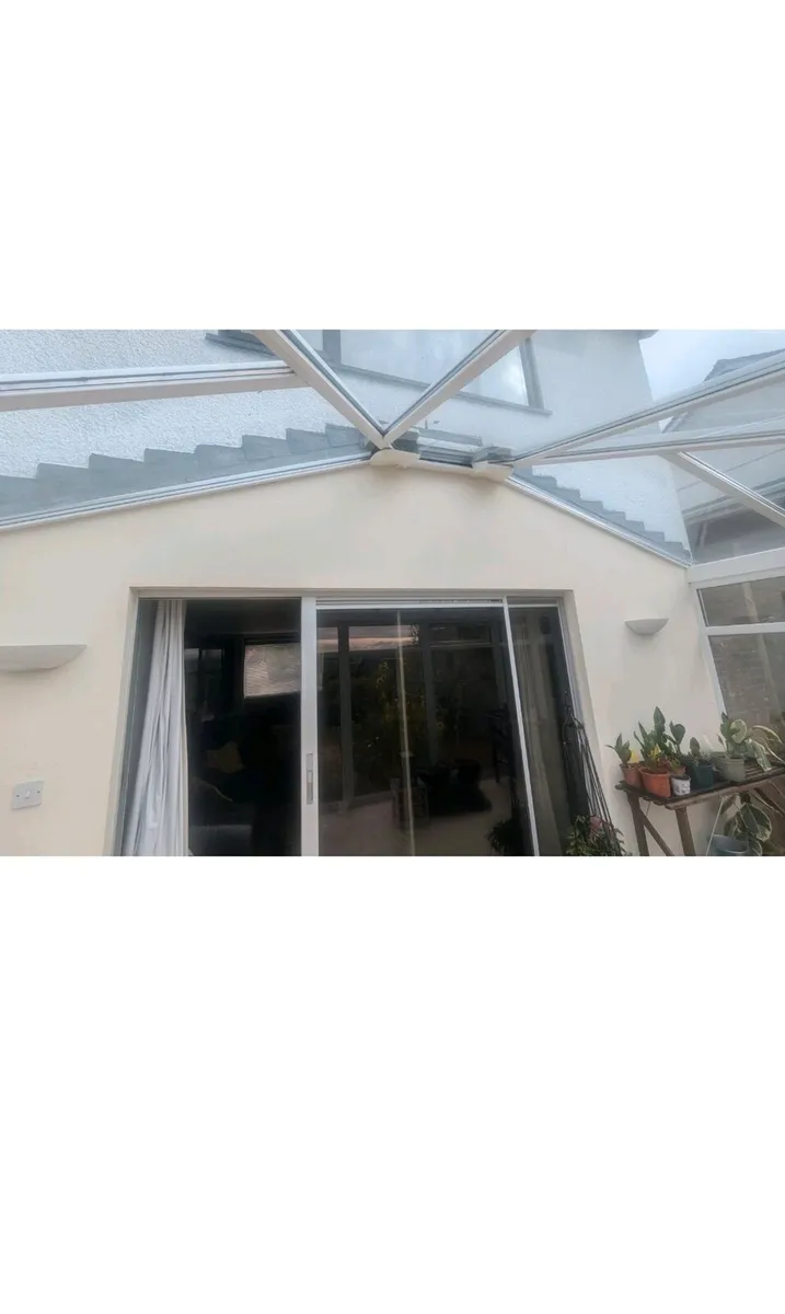 Conservatory/ dismantled/all glass - Image 3