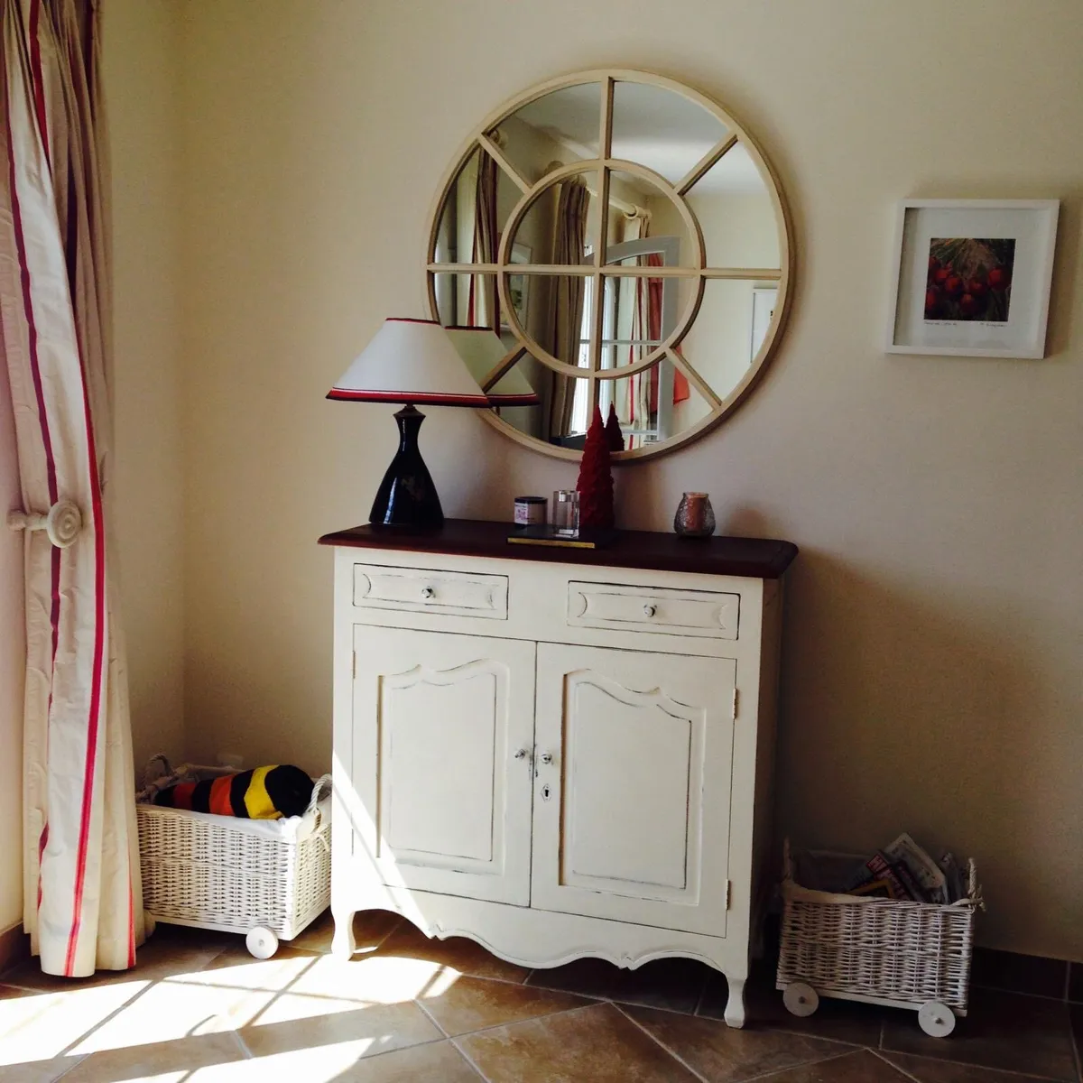 Laura Ashley Side Board Dresser - Image 1