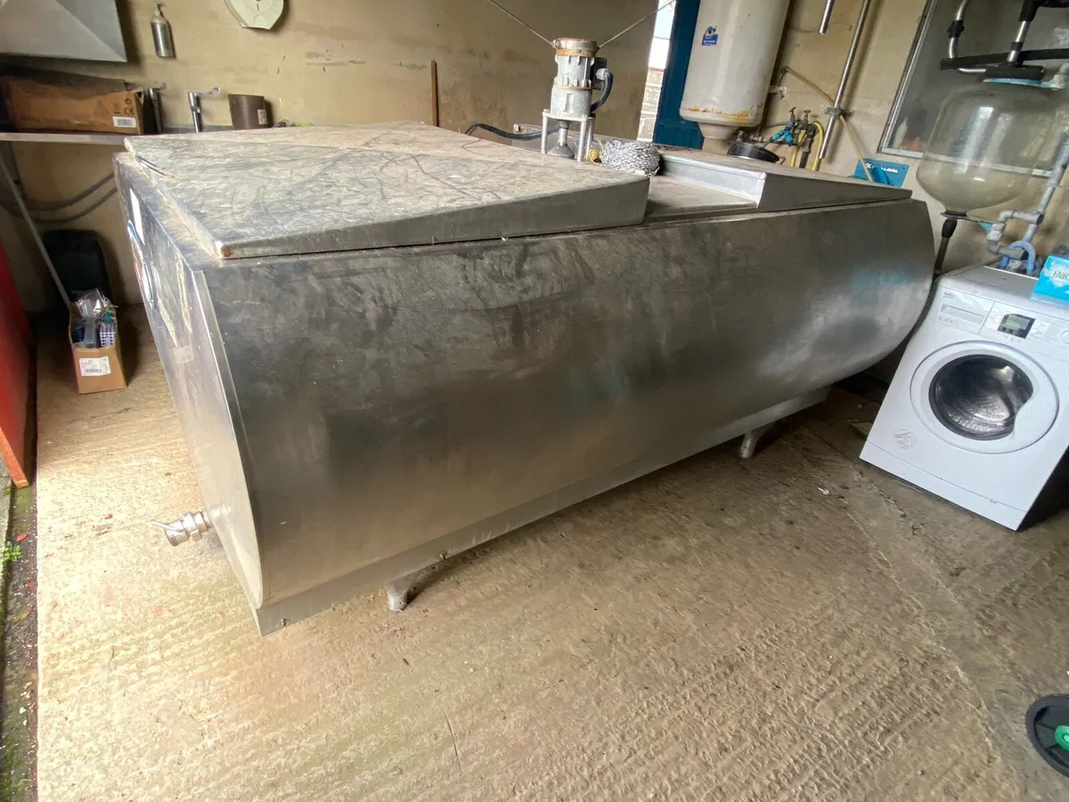 Milk tank perfect condition - Image 3