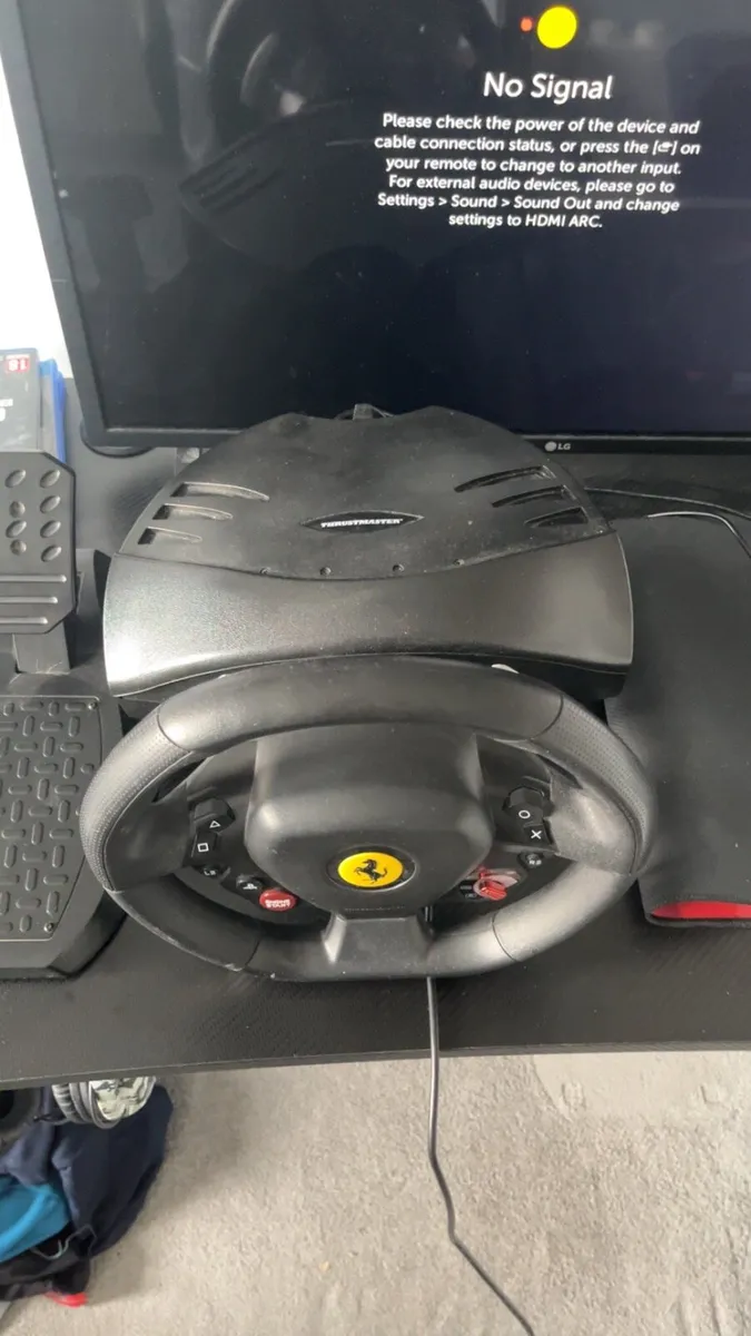 Thrust master gaming wheel - Image 2