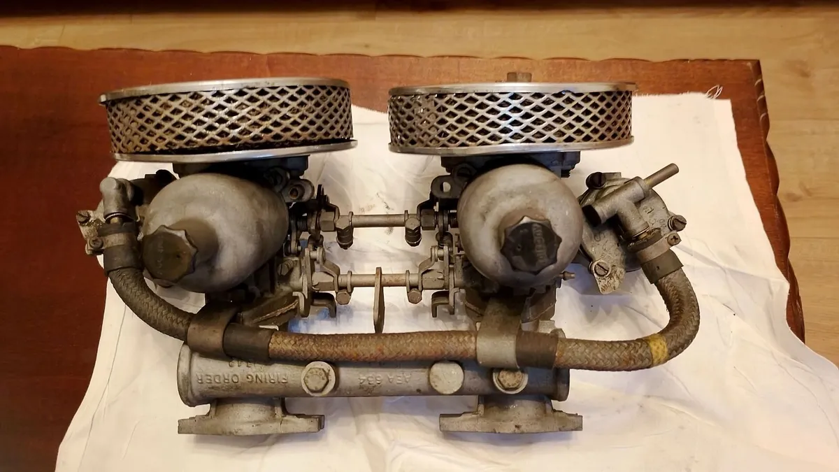 Classic austin mini cooper twin SU carburetor's