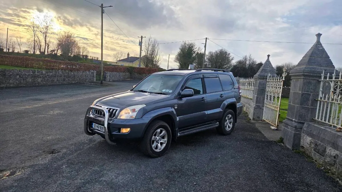 Toyota Land Crusier - Image 3