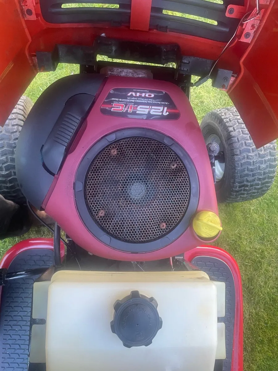 Massey Garden tractor - Image 3