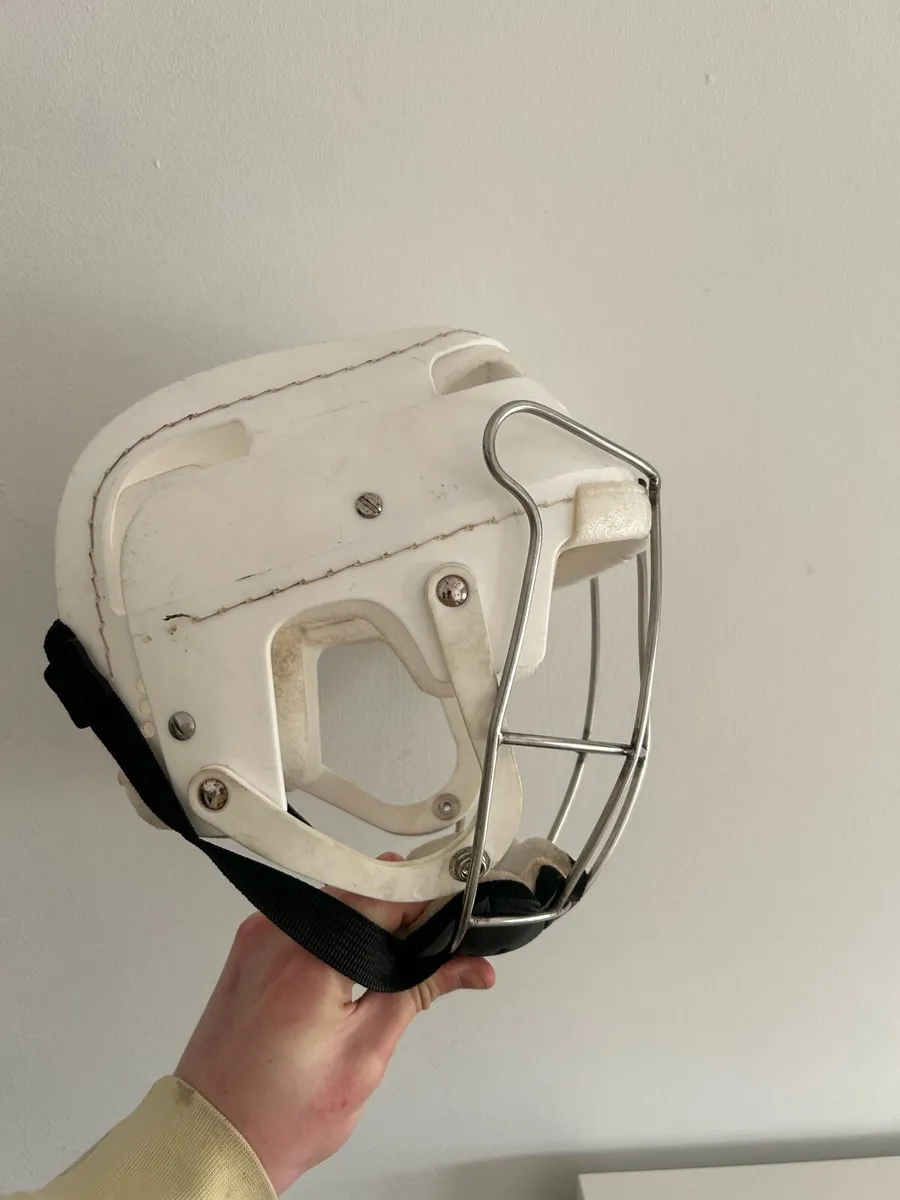 Oldstyle guard - Image 3