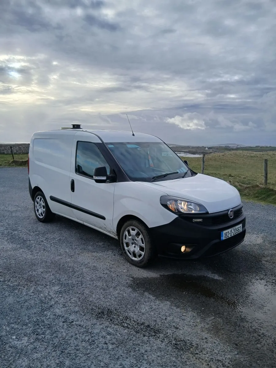 Fiat Doblo 2018 - Image 2