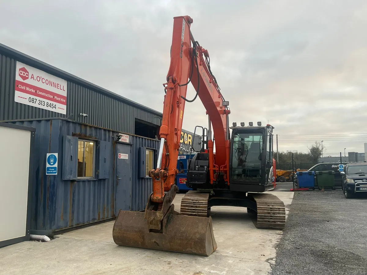 2019 Hitachi ZX130LCN6 # 1004 - Image 2