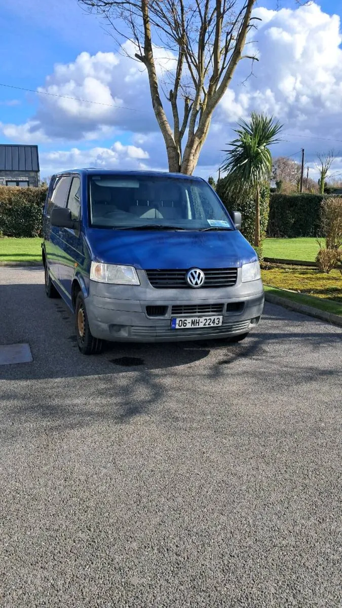 Volkswagen Transporter - Image 1