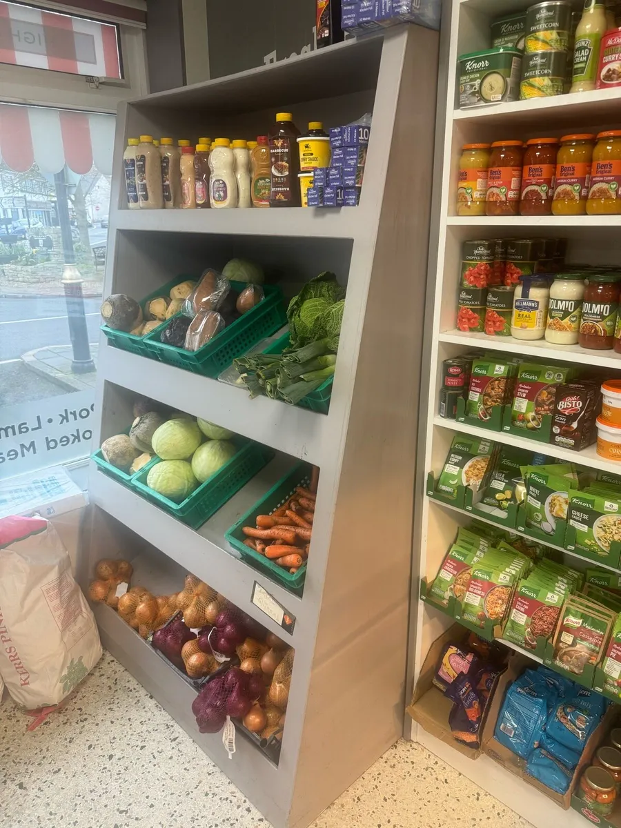 Shop shelving - Image 2