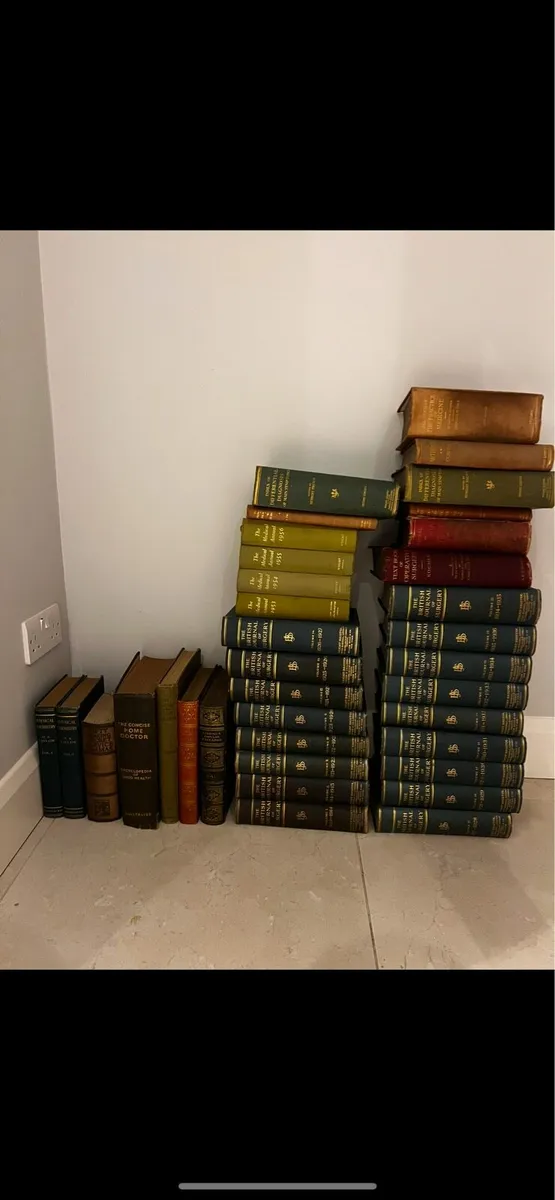 Vintage Medical & Reference Book Collection - Image 1