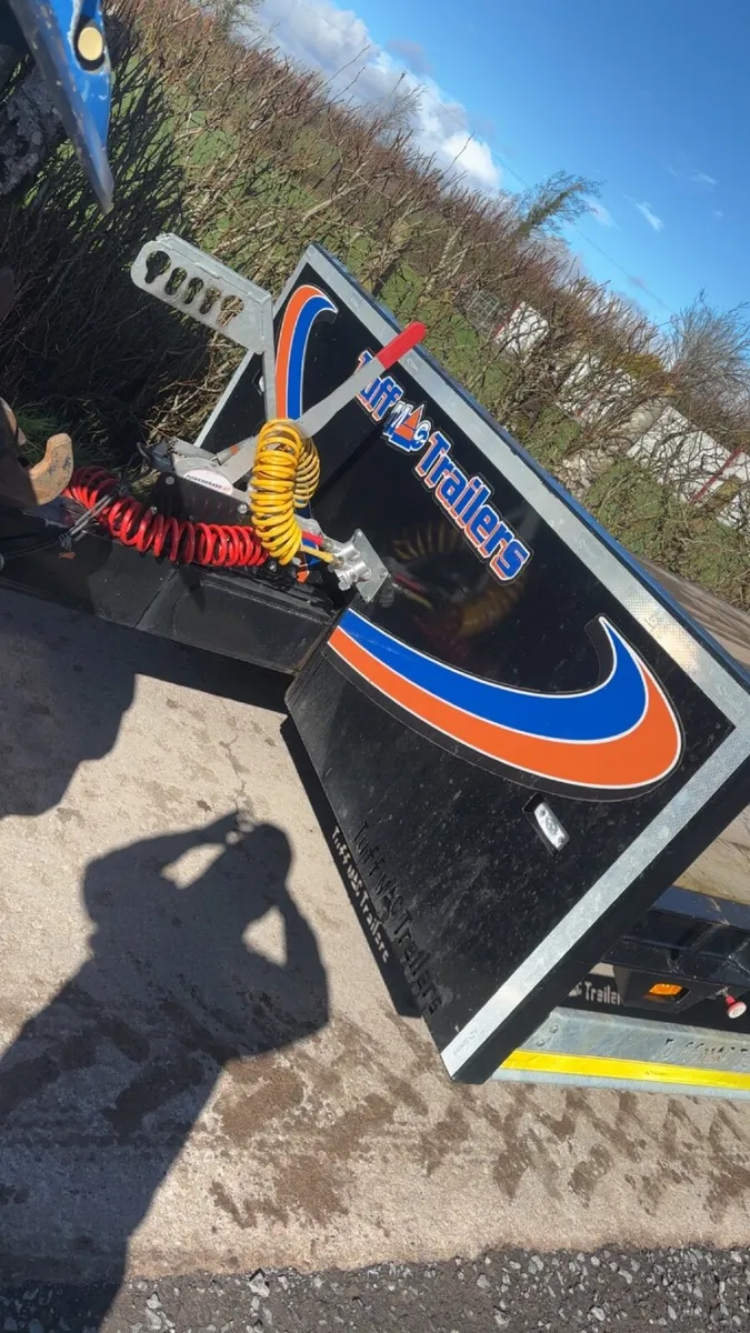 2025 tuffmac 27ft low loader - Image 4