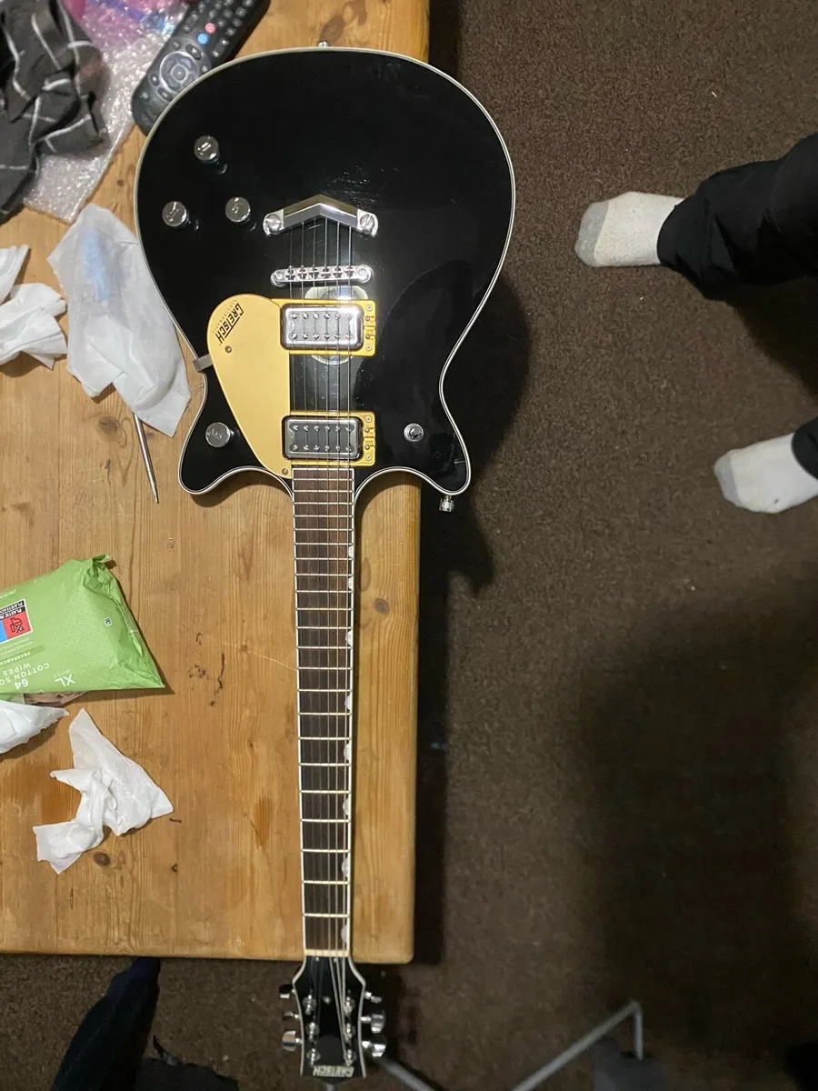 Gretsch G5222 Electromatic Guitar - Image 1