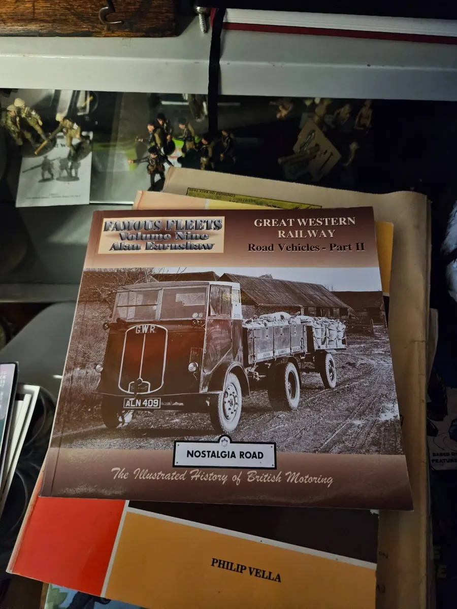 Book GWR Road Vehicles