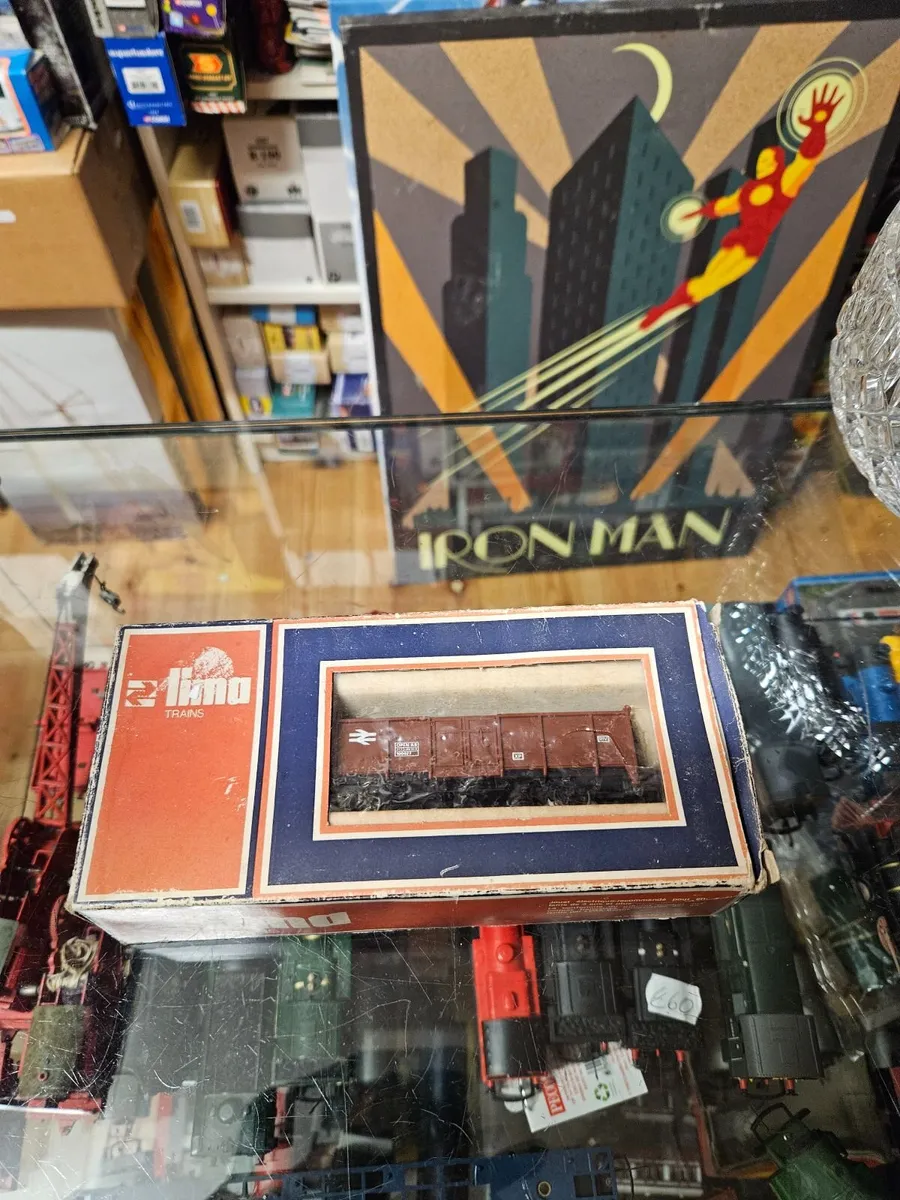 Hornby Lima OO Gauge Wagon