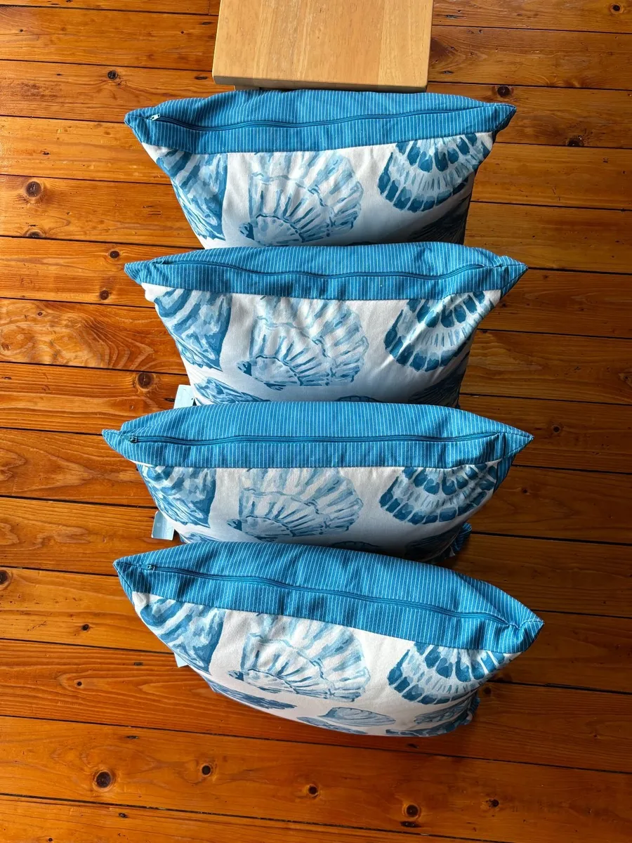 Cushions - Image 3