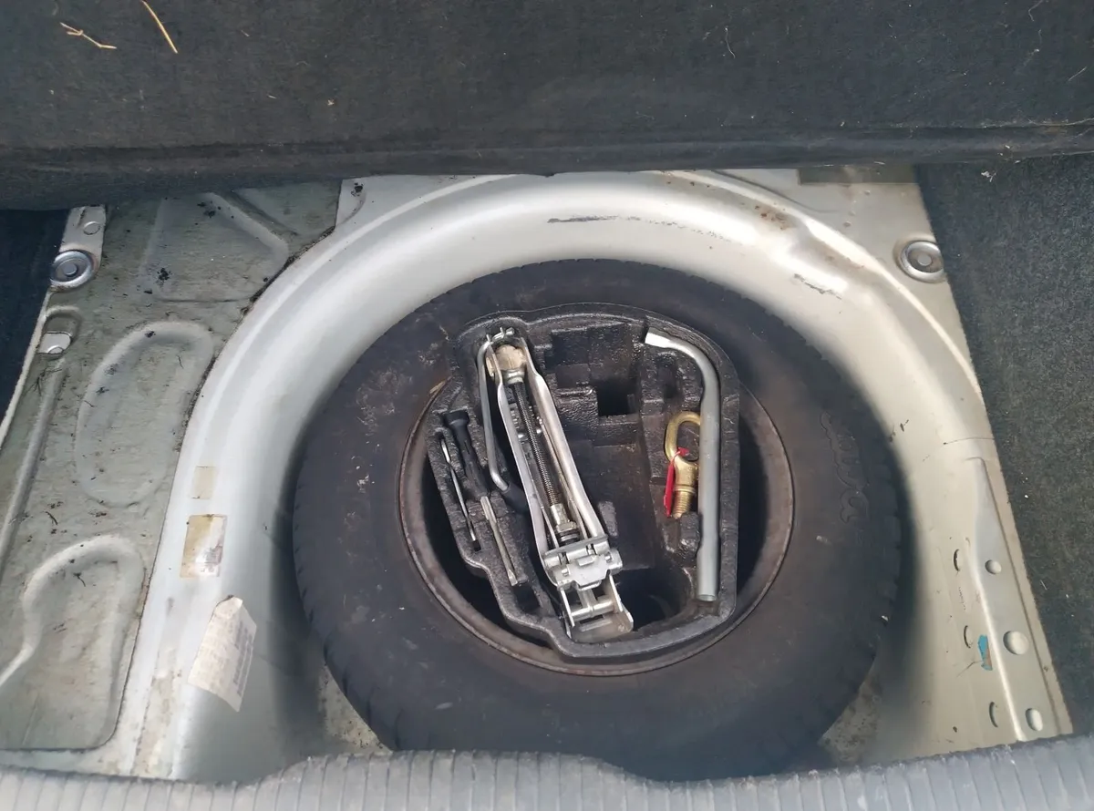 Volkswagen Golf 1999 - Image 4