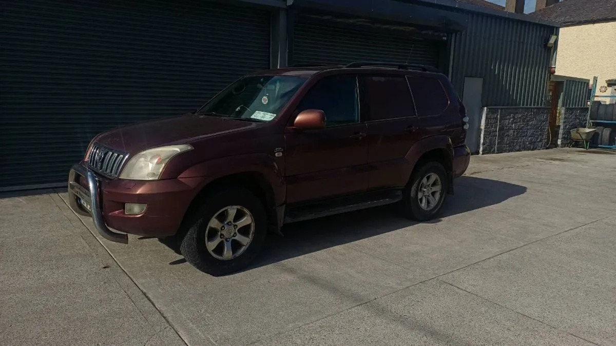 Toyota landcruiser - Image 3