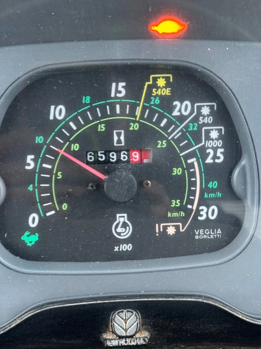 New Holland TL90 - Image 2