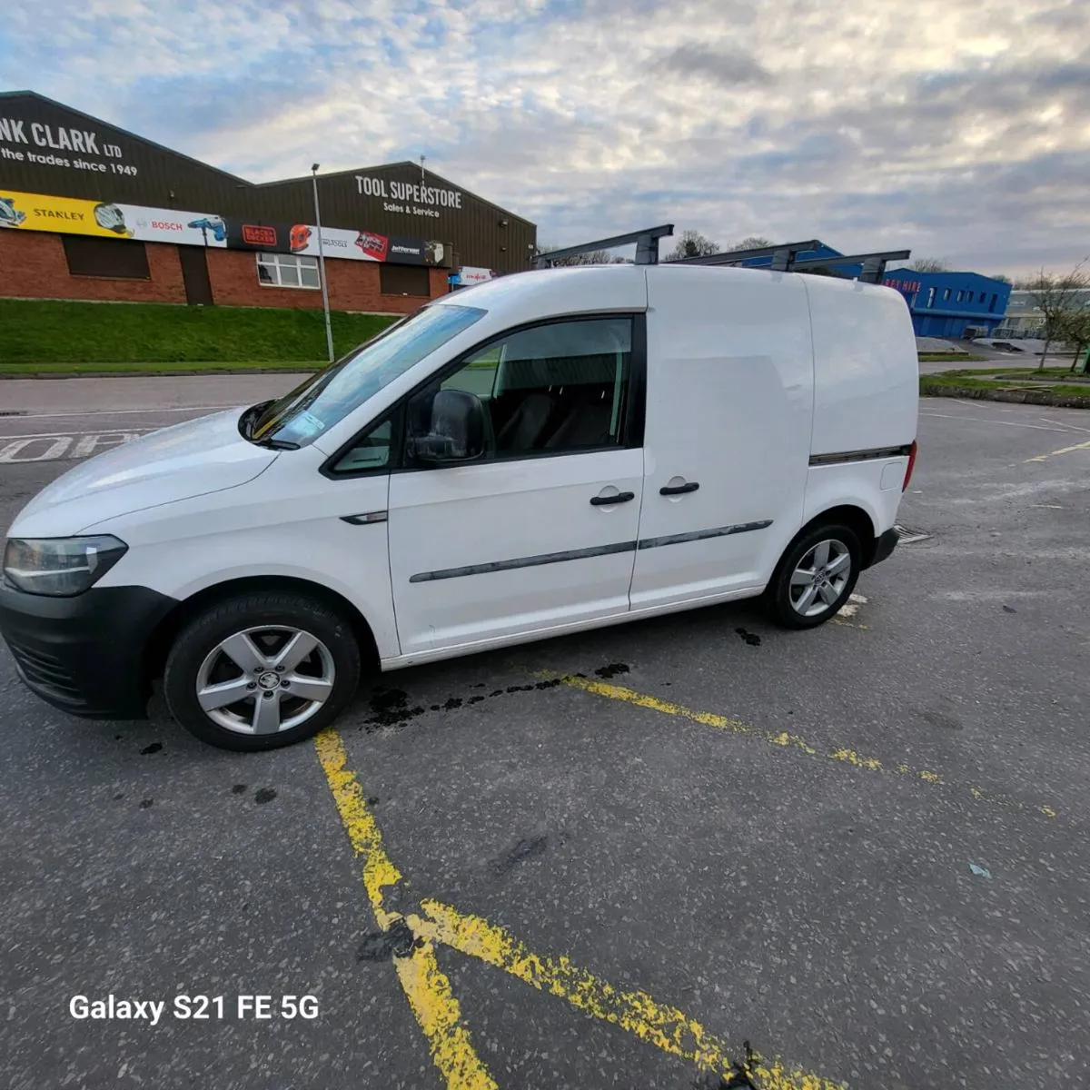 Vw caddy - Image 2
