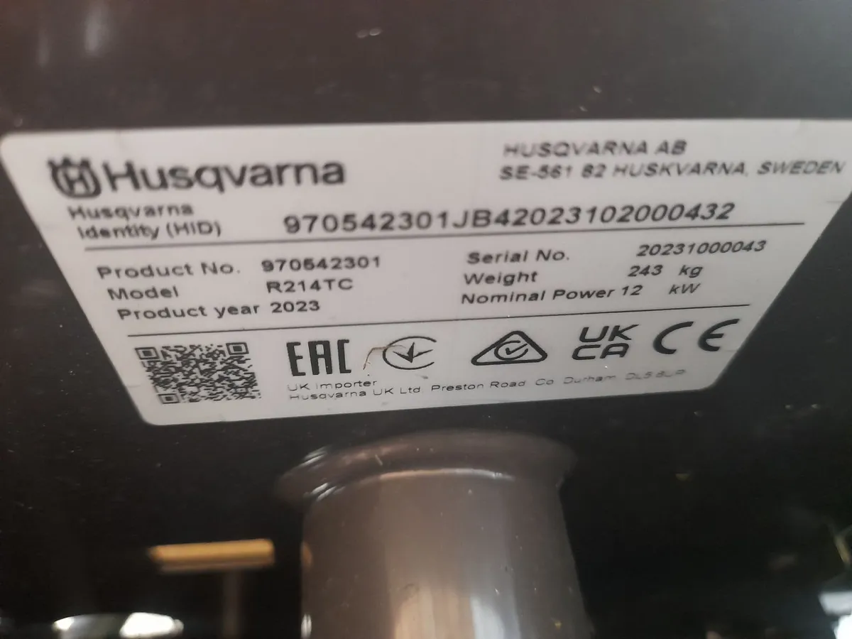 Ride on lawnmower - Image 2