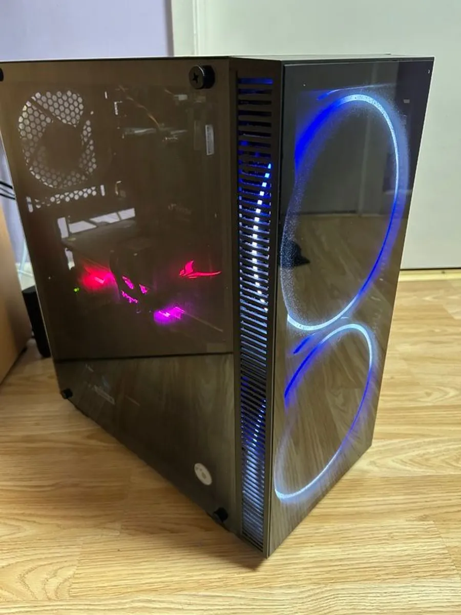 Pc Radeon Rx 5700 Xt - Image 1