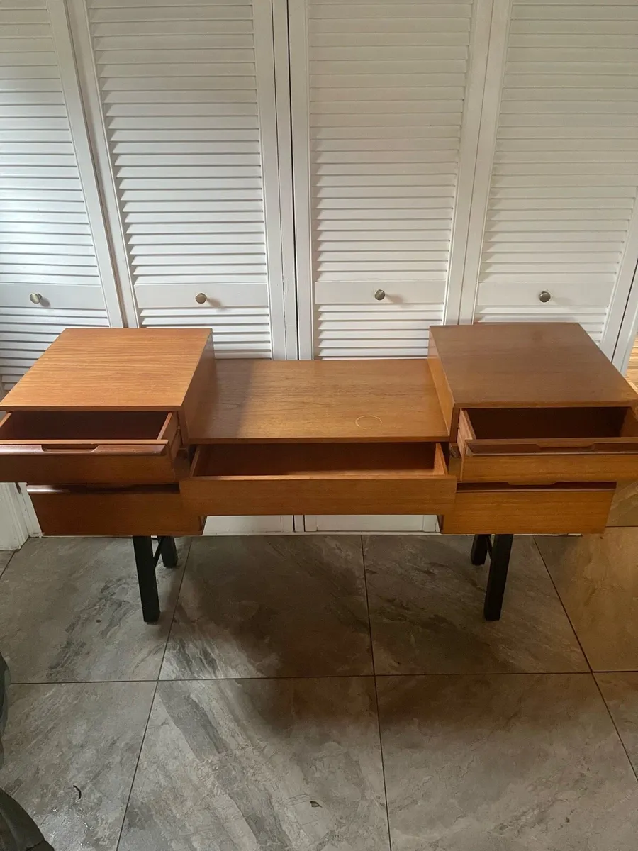Mid century desk - Image 1