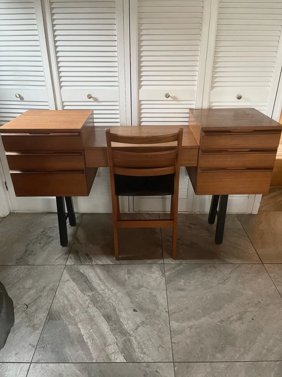 Mid century desk - Image 3