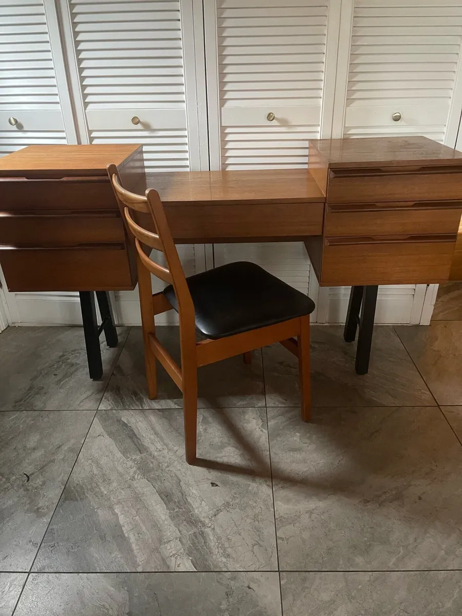 Mid century desk - Image 4